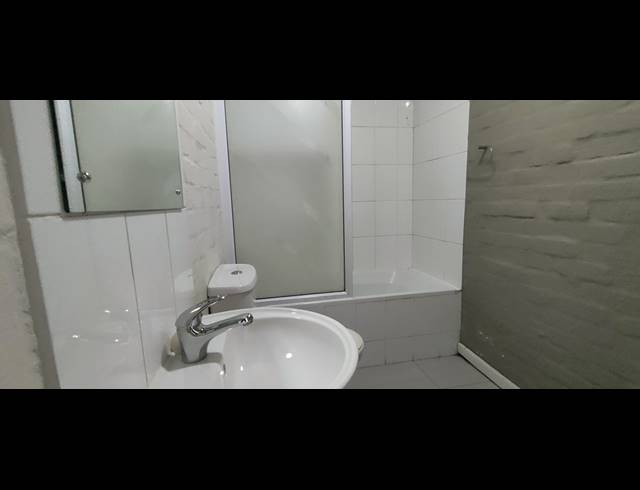 1 BEDROOM APARTMENT FOR SALE IN WOODSTOCK